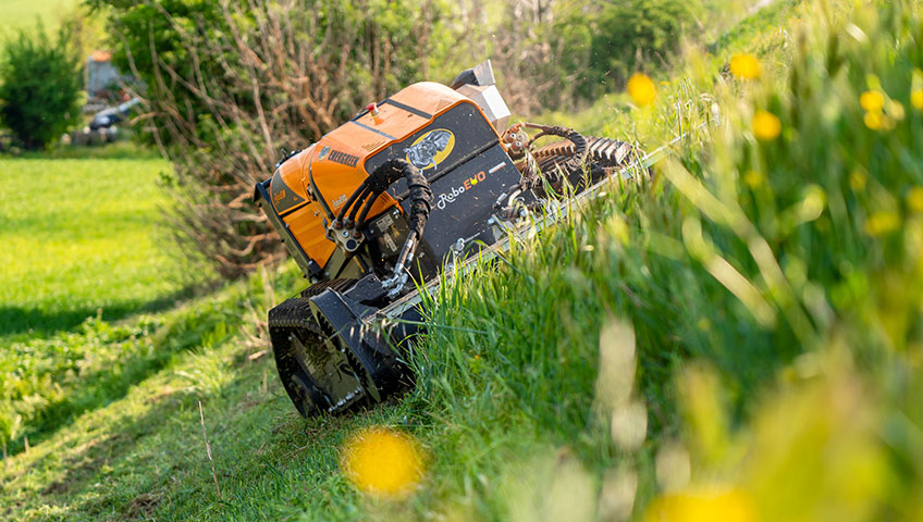 Energreen RoboEVO Remote Controlled Mower